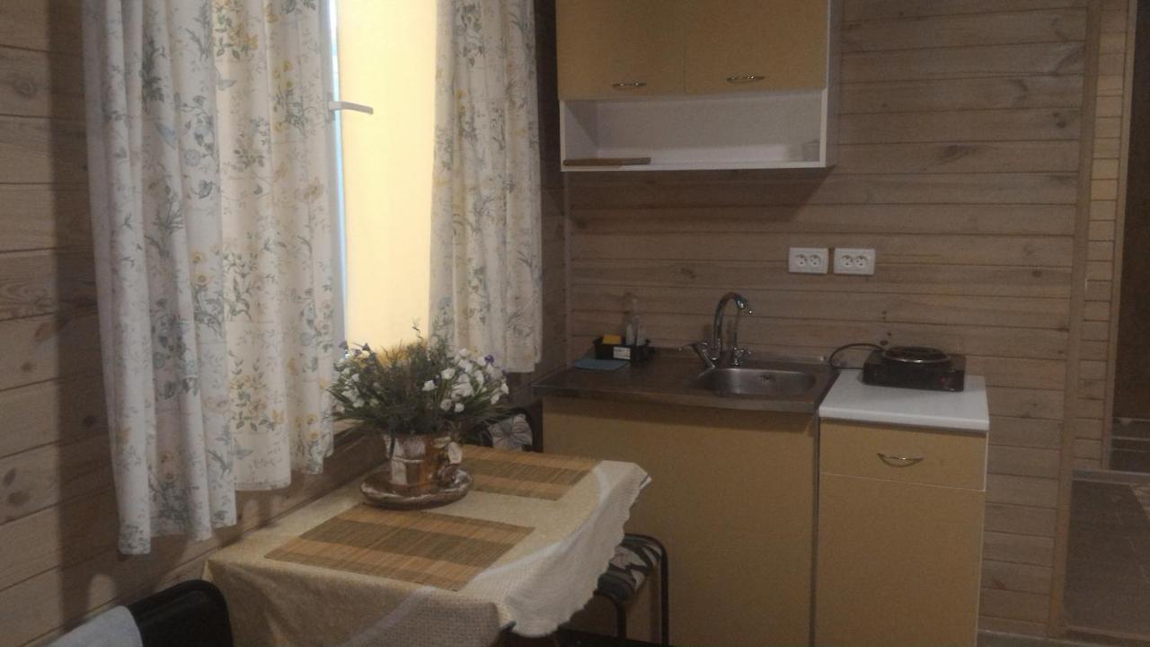 Small Guest House Odesa Exterior photo